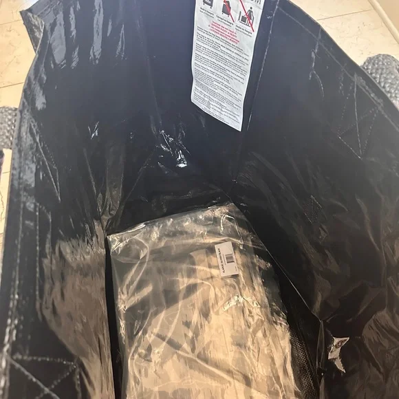 Hulken - XL Glossy Black Roller Bag - Picture 2 of 5